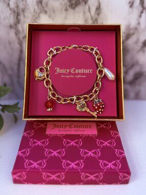Juicy Couture Gold Charm Bracelet Strawberry Key Pearl Heart Box Gift Set